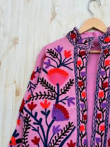 เสื้อแจ็คเก็ตผ้าฝ้ายสีชมพูสไตล์โบโฮ พร้อมกระเป๋า แจ็คเก็ตฤดูหนาว แจ็คเก็ตปักลาย เสื้อโค้ท แจ็คเก็ตผ้าฝ้าย แจ็คเก็ตซูซานี - Product Image 5