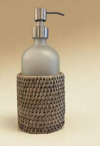 Funda para Botella de Baño de Ratán Hecha a Mano, Soporte Natural Tejido para Jabón y Champú - Product Image 2