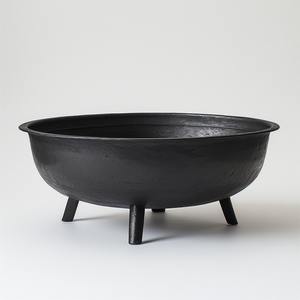 Brasero Metálico Tradicional Diseñado para Fogatas al Aire Libre y Áreas de Relajación con Construcción Robusta y Diseño Atemporal - Product Image 5