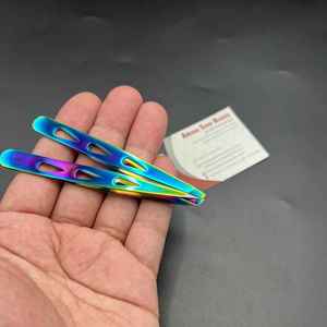 แหนบถอนขนตาพลาสม่าสีรุ้งออกแบบโลโก้ได้ตามต้องการแบบเหล็กทนทานปลายแหลมปรับแต่งได้ตามต้องการ - Product Image 5