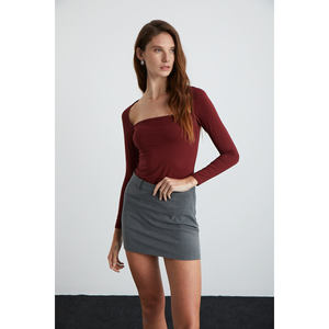 Blusa de doble capa con cuello cuadrado profundo de viscosa y licra para mujer de Ethiquet <span class=keywords><strong>Hillary</strong></span> - Product Image 1