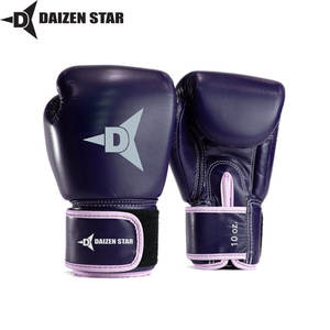 ถุงมือชกมวย DSI International PU ระบายอากาศ ซับเหงื่อ ป้องกันรังสียูวี สายรัดข้อมือปรับได้ พร้อมตะขอเกี่ยว สำหรับฝึกซ้อมสำหรับผู้ใหญ่ - Product Image 2