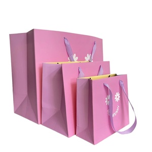 Bolsa de regalo Kraft de mezcla reciclable de lujo: embalaje con asa de cinta con logotipo personalizado para bodas, joyas y experiencia minorista de moda #2 - Product Image 2