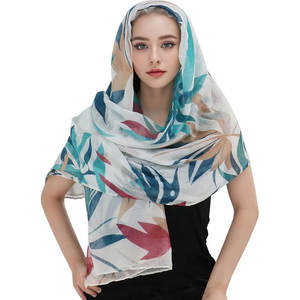 ผ้าพันคอเนื้อสัมผัสเรียบเนียนและสไตล์หรูหราสำหรับใช้ในชีวิตประจำวัน ผลิตจากวัสดุคุณภาพพรีเมียมและงานตัดเย็บอย่างประณีต ผ้าพันคอสำหรับผู้หญิง - Product Image 4