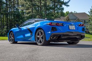 Chevrolet Corvette Stin-gray Convertible 3LT 2021 usado en excelentes condiciones - Product Image 3
