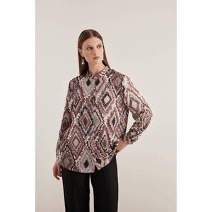 Blusa Vintage de Chifón con Bordado de Animales Estilo Western, Cuello Mandarín y Lazo - Product Image 2