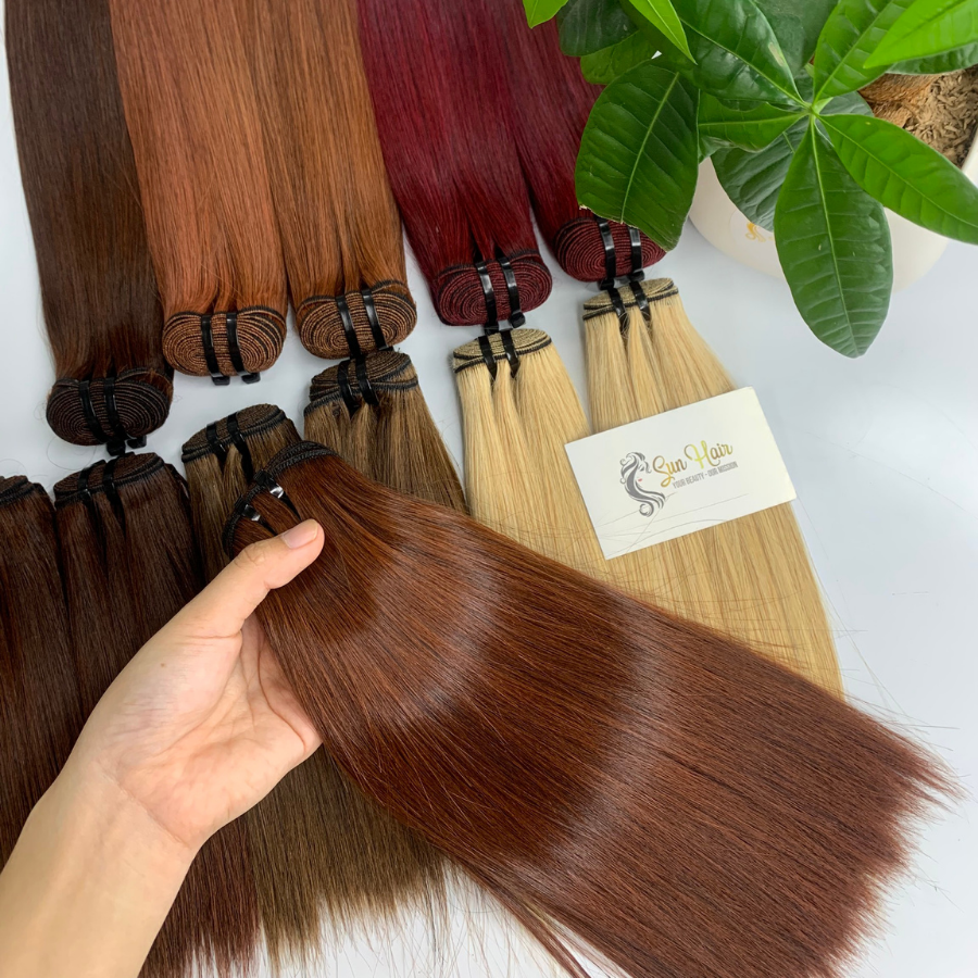 สีน้ำตาลเข้ม