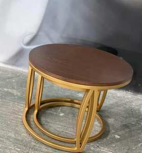 Ensemble de 2 tables basses imbriquées Art déco modernes Table d'appoint ronde en bois pour les occasions de Diwali - Product Image 3