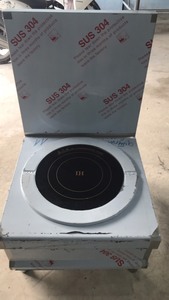 Cuisinière à induction électrique à brûleur unique en acier inoxydable de haute qualité nouveau Design appareil de cuisine intégré pour les hôtels ASEAN - Product Image 3