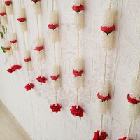 Guirlandes élégantes de Mogra avec des perles de rose pour la décoration de porte latérale, guirlandes décoratives tendance pour la décoration d'inauguration