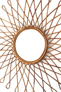 Espejo de pared de ratán redondo bohemio moderno diseño Sunburst para decoración del hogar ideas de maquillaje y regalos para sala de estar - Product Image 4