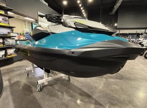 Moto acuática de lujo con tecnología iDF, audio Bluetooth y asiento de turismo - Product Image 2