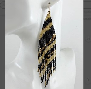 Pendientes de cuentas de semillas Boho negras y doradas, pendientes de cuentas - Product Image 2
