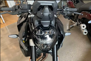 Motocicleta Deportiva BMW F 900 R 2025, Lista para Usar, Últimas Ofertas - Product Image 3