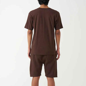Conjunto de pantalones cortos de verano para hombre con logotipo personalizado, traje de 2 piezas, camiseta y conjunto corto para hombre - Product Image 3