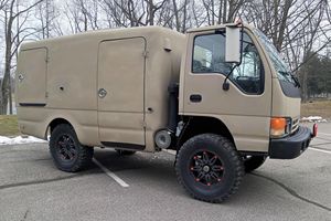 Meilleure vente - NOUVEAU Modèle moderne - Isuzu NPR 4x4 2004 prêt à être expédié, livraison porte-à-porte - Product Image 6