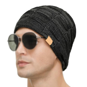 Bonnets d'hiver épais et élégants de haute qualité pour hommes Nouveau design Vêtements imperméables unisexes Vêtements et accessoires Bonnets - Product Image 3