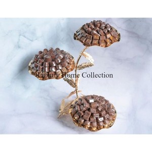 Diseño floral Metal Arte creativo Chocolate Bowl Royal Look para Villa & Restaurant Tabletop Precio al por mayor del proveedor indio - Product Image 1