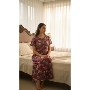 Camisón Largo para Mujer, Diseño de Cerezas, Talla XXXL, Suave y Cómodo, Mangas Cortas, Largo Completo, con Bolsillos Laterales, Marca Alpine - Product Image 1