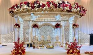 มณฑปงานแต่งงานไม้แกะสลัก Mayur Design สไตล์อังกฤษยอดนิยม พร้อมเสาประดับรูปนกยูง ตกแต่งมณฑปงานแต่งงานทรงกลมสำหรับงานแต่งงานสมัยใหม่ - Product Image 5