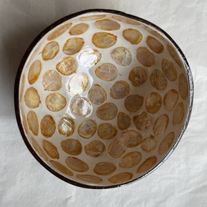 Cuenco lacado de coco de alta calidad, juego de cuencos de coco lacado, precio competitivo, amarillo, corazón, marrón - Product Image 5