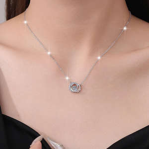 Collier pendentif circulaire entrelacé en argent sterling S925 avec moissanite flottante classique VVS de 0,50 ct, chaîne à maillons multicolores pour femmes - Product Image 5