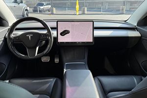 2021 Tes-la Mo-del 3 Performance Convertible Boîte de vitesses automatique RWD Sièges en cuir R18 Taille du pneu Dark Intérieur Utilisé État - Product Image 5