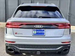 Audi RS Q8 4.0T SUV 2025 Propre et Impeccable, Faible Kilométrage, Transmission Intégrale, Moteur en Excellent État, Caméra Arrière - Product Image 4