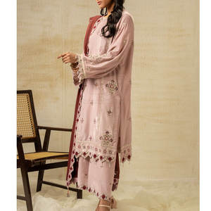 Ropa de Moda al por Mayor de Tela Transpirable, Traje Bordado Elegante para Mujer en Talla Adulta para Fiestas - Product Image 5