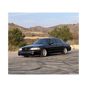 Sedanes Ford Crown Victoria de confianza para exportación a granel con construcción espaciosa y confiabilidad sólida - Product Image 3