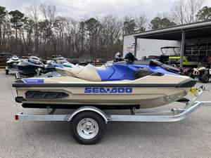 Nuevo Jet Ski Sea-Doo Wake Pro 230 2026 con 226-300HP, 3 Asientos y Construcción de Fibra de Vidrio - Product Image 2