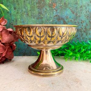 Tazón de servir de metal dorado de diseño clásico hecho a mano de primera calidad de una sola pieza con el mejor diseño extra a un costo muy económico - Product Image 6
