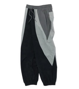 Vente en gros 2025 OEM Survêtements de sport brodés avec logo personnalisé vierge Ensemble coupe-vent en nylon pour hommes - Product Image 4