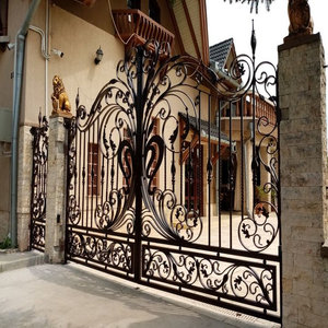 Accessoires et quincaillerie en fer forgé fabriqués au Vietnam, parfaits pour améliorer les portes d'entrée et les panneaux de clôture. - Product Image 2