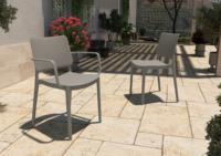 Chaise de jardin moderne en plastique de qualité supérieure, fabriquée en Italie, respectueuse de l'environnement, design traditionnel, blanche, résistante aux UV