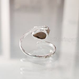 Anillo de Plata de Ley 925 con Piedra Natural de Labradorita en Bruto para Mujer, Anillo de Aniversario con Cruz y Garras, Joyería de Piedra Natural - Product Image 5