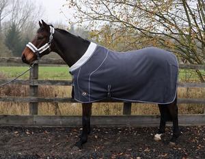 Top Qualité Personnalisé Polaire Cheval Tapis Confortable Chaud Stable Couverture D'équitation Doux Cheval Équestre Couverture Durable Absorbant La Sueur - Product Image 6