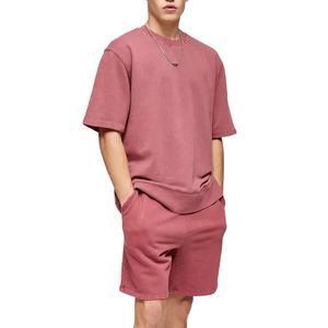 Ensemble chemise et short surdimensionné personnalisé unisexe de haute qualité Vêtements de rue décontractés durables et respirants Vêtements d'extérieur pour hommes - Product Image 1