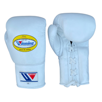 Kazananlar İçin Boks Eldivenleri Sığır Derisi Hafif Özelleştirilebilir Nefes Alabilen Bağcıklı Kapatma Yetişkin Şok Emici Kick Boks