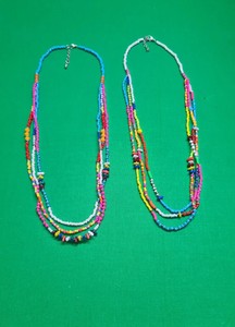 Collar de joyería de moda con cuentas geométricas acrílicas hechas a mano elegante para regalo artístico único de mujer - Product Image 3