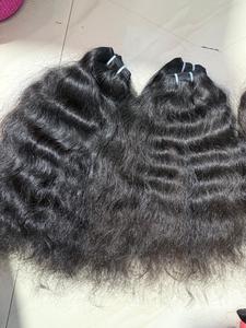 Vente en gros d'extensions de cheveux humains indiens de style vague afro naturel 100% cuticule vierge alignée sans traitement chimique bouclés - Product Image 4