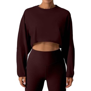 ชุดออกกำลังกาย เสื้อผ้ากีฬา ขายส่ง เสื้อครอปแขนยาวหลวมๆ กางเกงเลกกิ้งออกกำลังกายสำหรับผู้หญิง ปี 2026 - Product Image 3