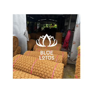 Tapis de filet biodégradable de couverture de contrôle d'érosion de fibre de coco de noix de coco pour la stabilisation de pente de sol doublure de base de route épaisseur de 3.5cm - Product Image 1