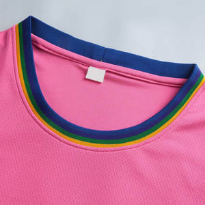 Ensembles de maillots de basket-ball portables double face Fabrication d'uniformes de basket-ball de styles différents au Pakistan - Product Image 4