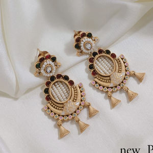 ต่างหูห้อยชุบทองดีไซเนอร์ประดับด้วยหิน pota เครื่องประดับสำหรับงานแต่งงานและงานปาร์ตี้ - Product Image 2