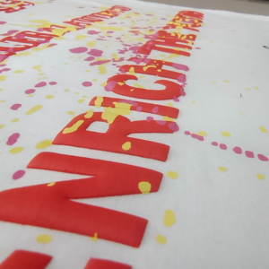 เสื้อยืดผู้ชายแขนสั้นเปิดไหล่เสื้อยืดผ้าฝ้ายสีขาวลำลองไซส์ใหญ่100% ออกแบบโลโก้ได้ตามต้องการ - Product Image 3