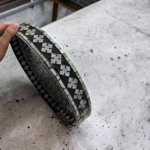 OEM Wholesale Indian-Inspired Handmade Serving <b>Tray</b> Mother Pearl Inlay Wood Marble Handle Trending Table Wares for Restaurant - Product Image 4