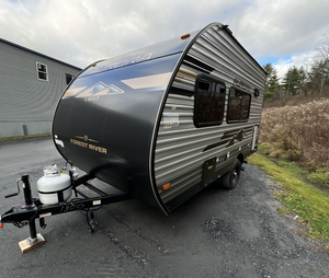 Gran Demanda 2026 2025: Remolques de Viaje Usados Forest River RVs Aurora Light 13RKX de 16 pies, Ligeros e Impermeables, Disponibles - Product Image 1