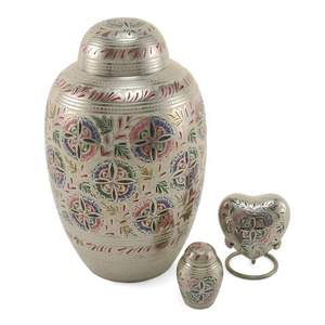 L'ensemble d'urnes solides de vente chaude est composé d'urnes funéraires de famille aimante chaque jeton assorti et un chaque coeur souvenir assorti - Product Image 6