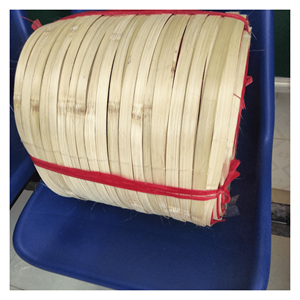 แผ่นไม้ไผ่หลากสี วัสดุไม้ไผ่ย้อมสีที่ยืดหยุ่นได้ สำหรับตกแต่งผนัง งานฝีมือ การสานแผง และการออกแบบตกแต่งภายใน ประเทศเวียดนาม - Product Image 6